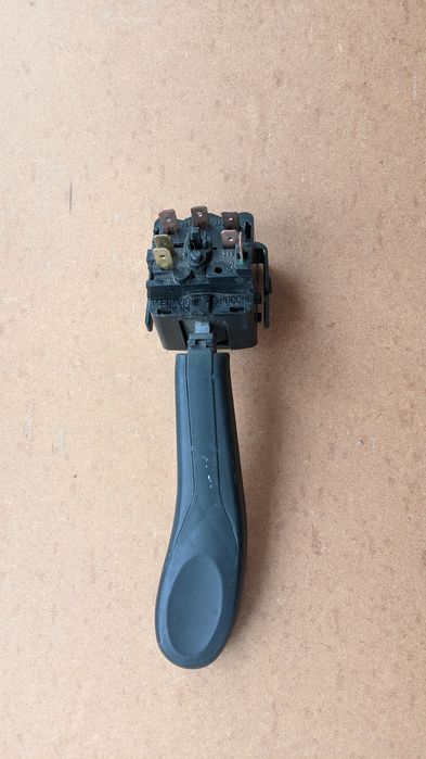 Перемикач поворотів ВАЗ Нива