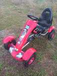 Gokart z pompowanymi kołami