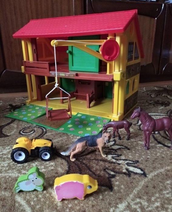 Ляльковий будиночок дім ферма гараж