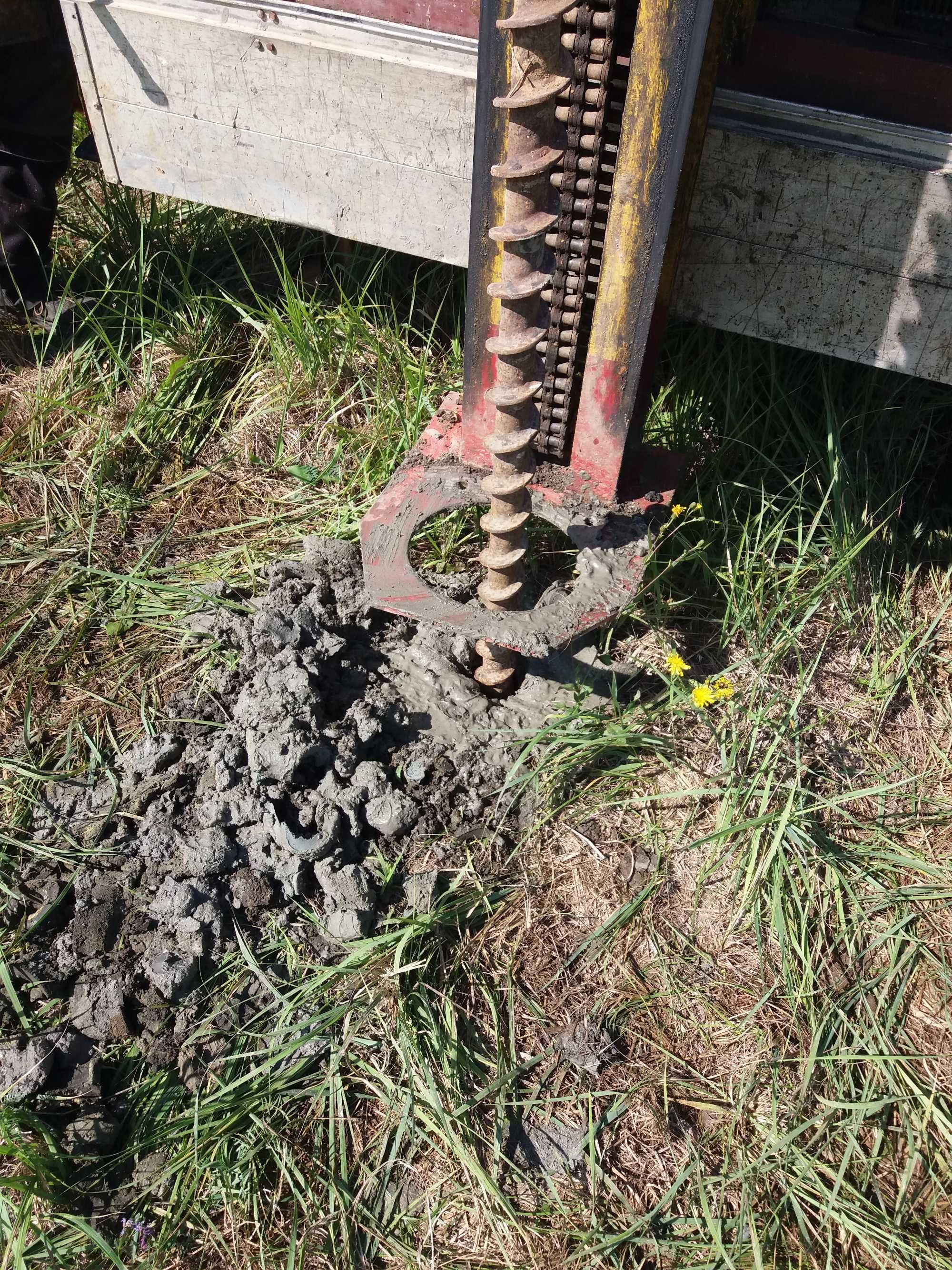 Geolog, badanie gruntu, wiercenia geologiczne, opinia geotechniczna