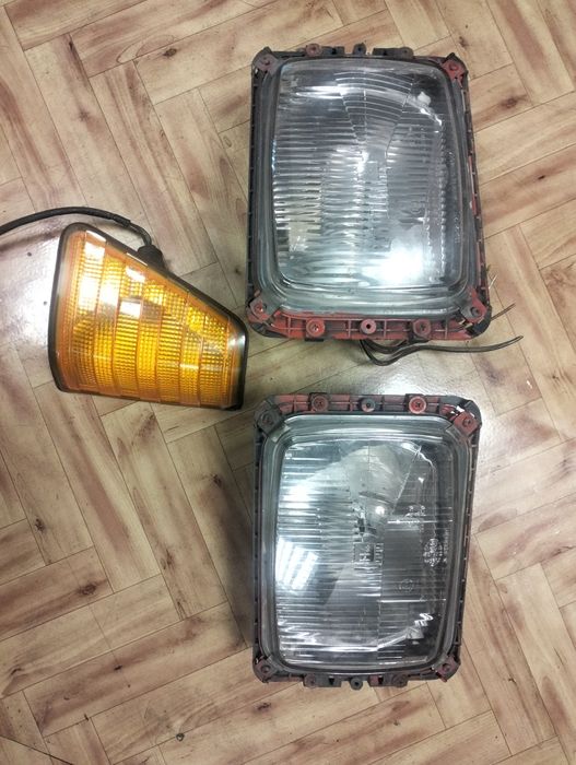 Reflektory, kierunkowskaz Mercedes 207 kaczka