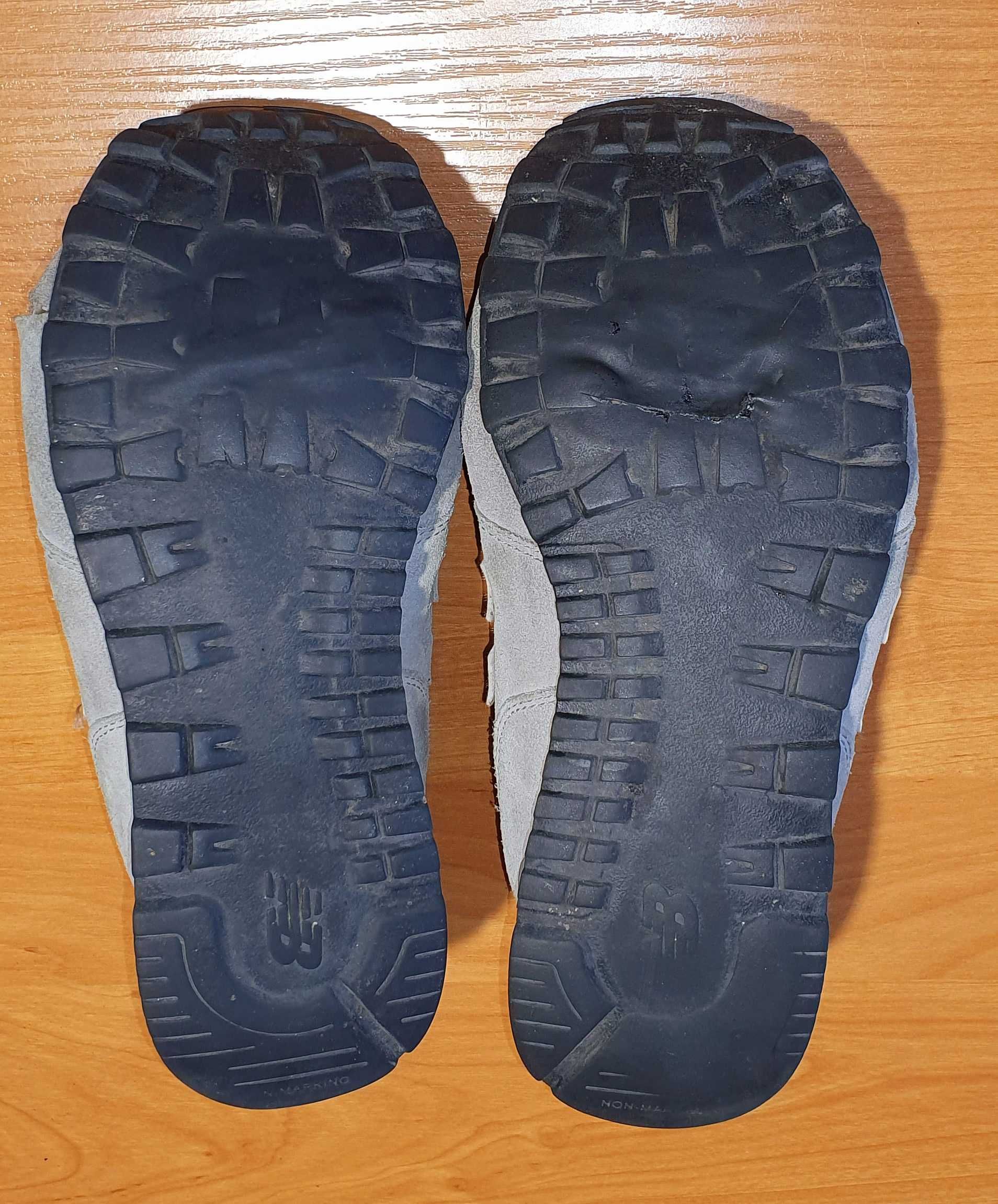 Buty klasyczne unisex NEW BALANCE KL574 rozm. 40 (dł. wkładki 25,5 cm)