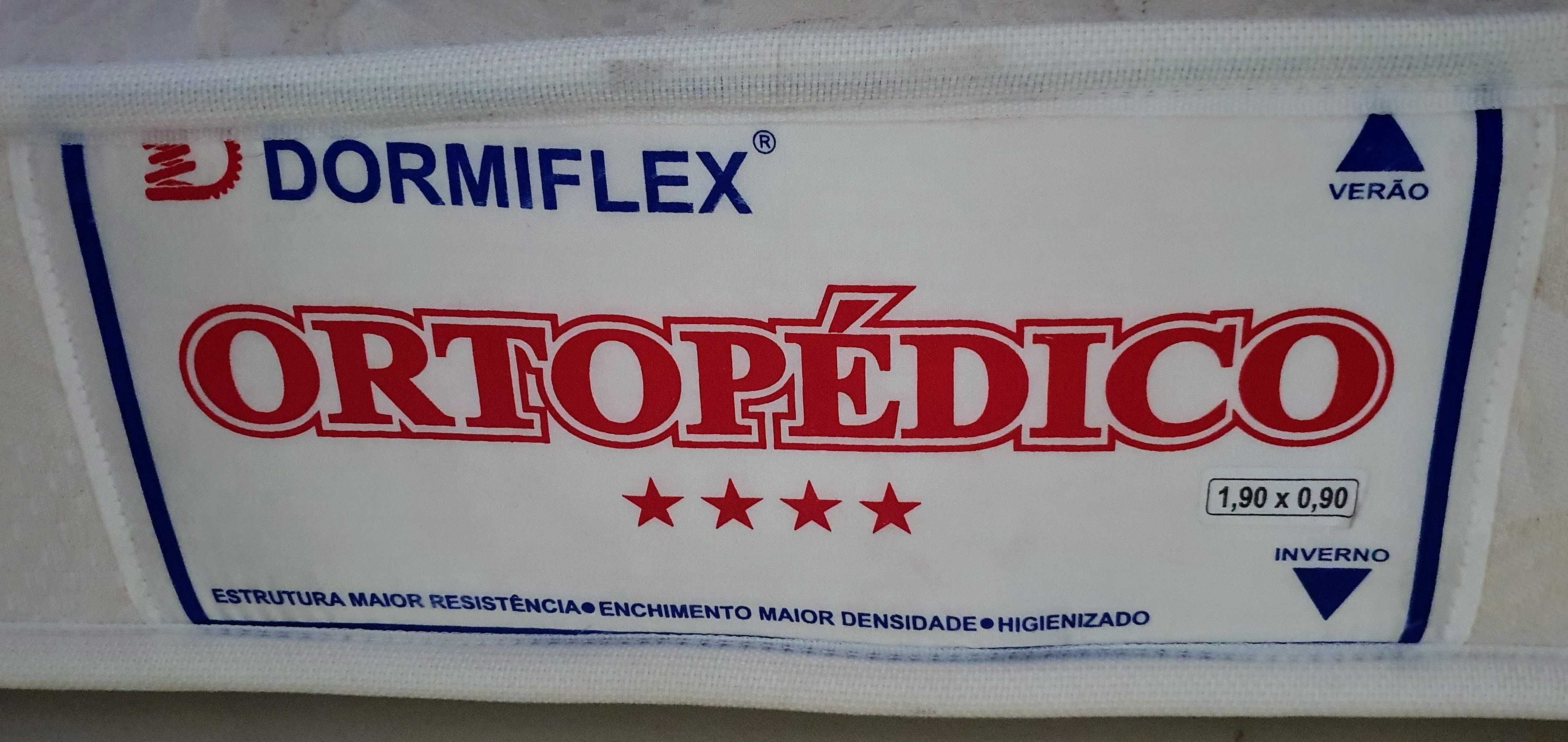 Cama de solteiro dupla em cerejeira com oferta de 2 colchões