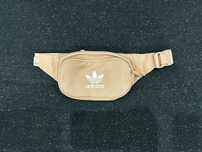 Damska saszetka firmy Adidas