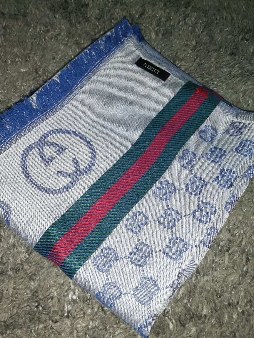 Szał klasyka denim. Monogram Gucci cudo