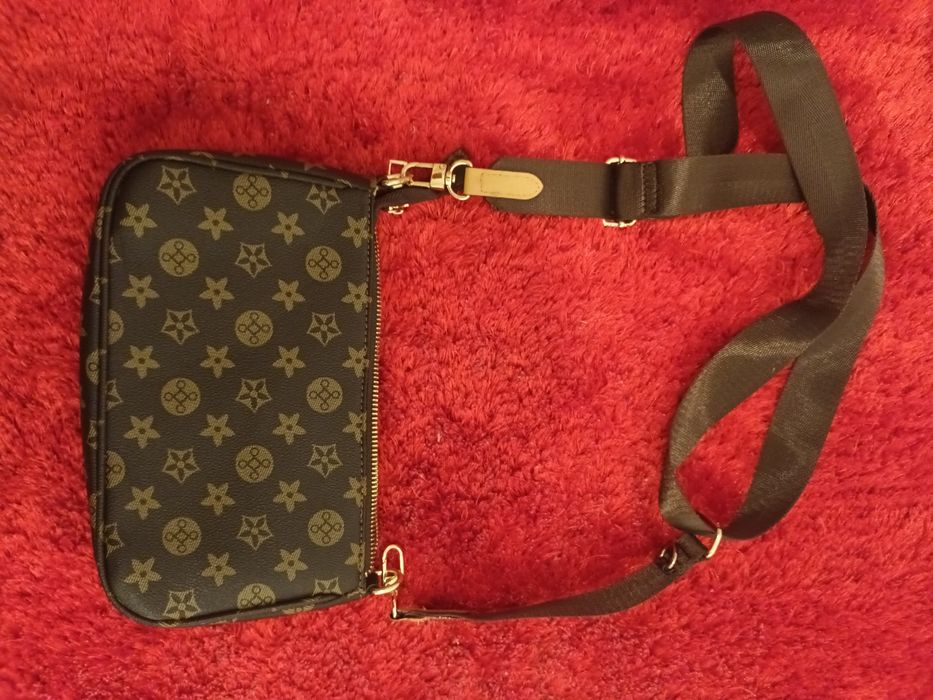 Mala tira colo para mulher