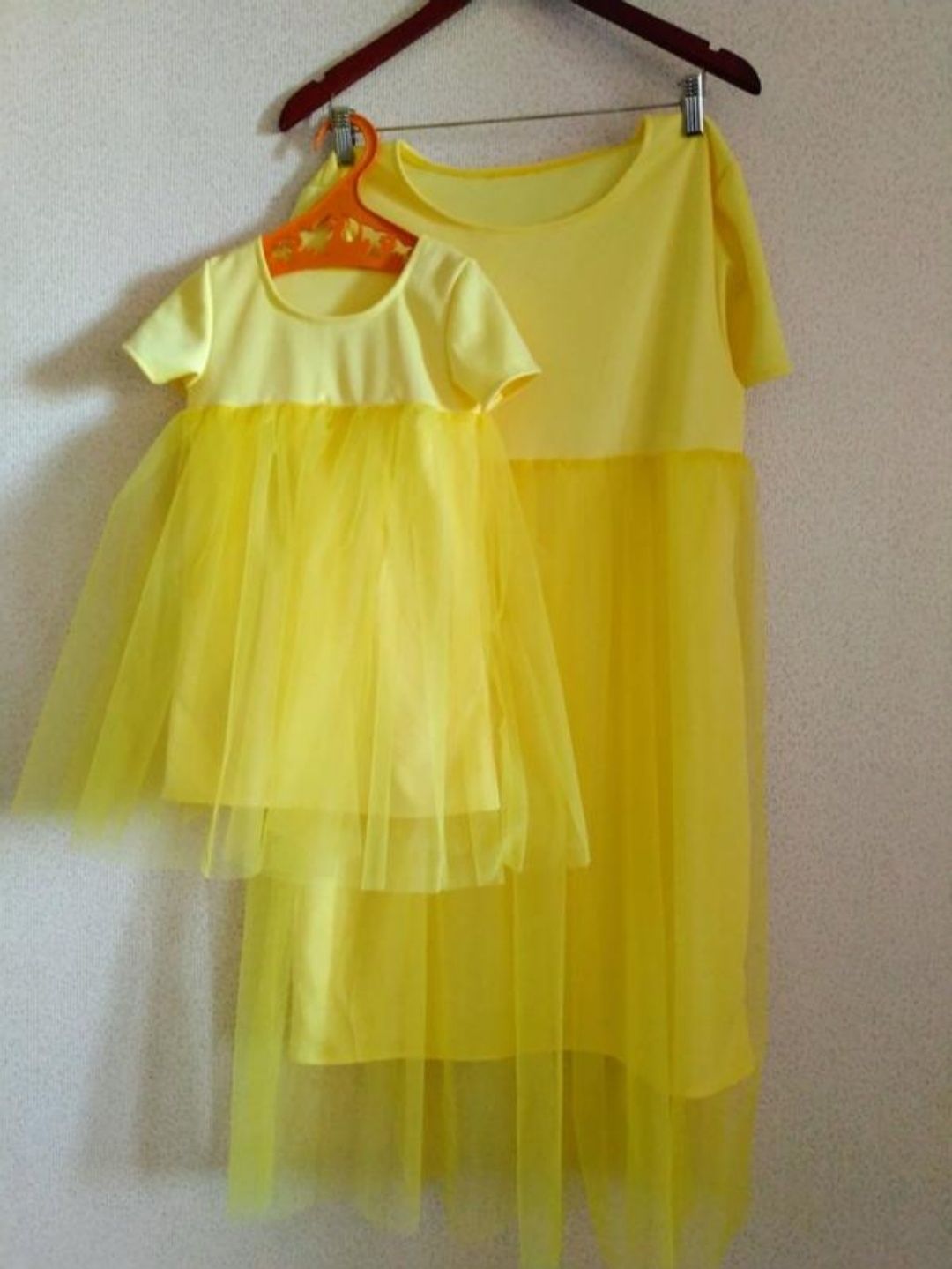 Парні сукні мама донька  жовтого кольору