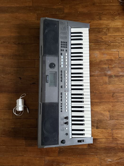 Синтезатор Yamaha psr E-443