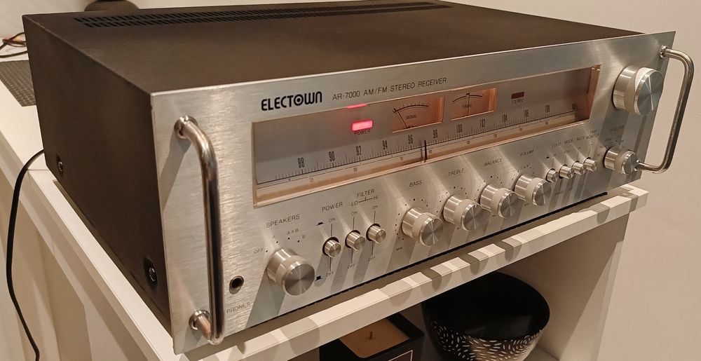 Electown AR 7000, Sansui, Marantz, Pioneer