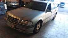Mercedes-Benz 220