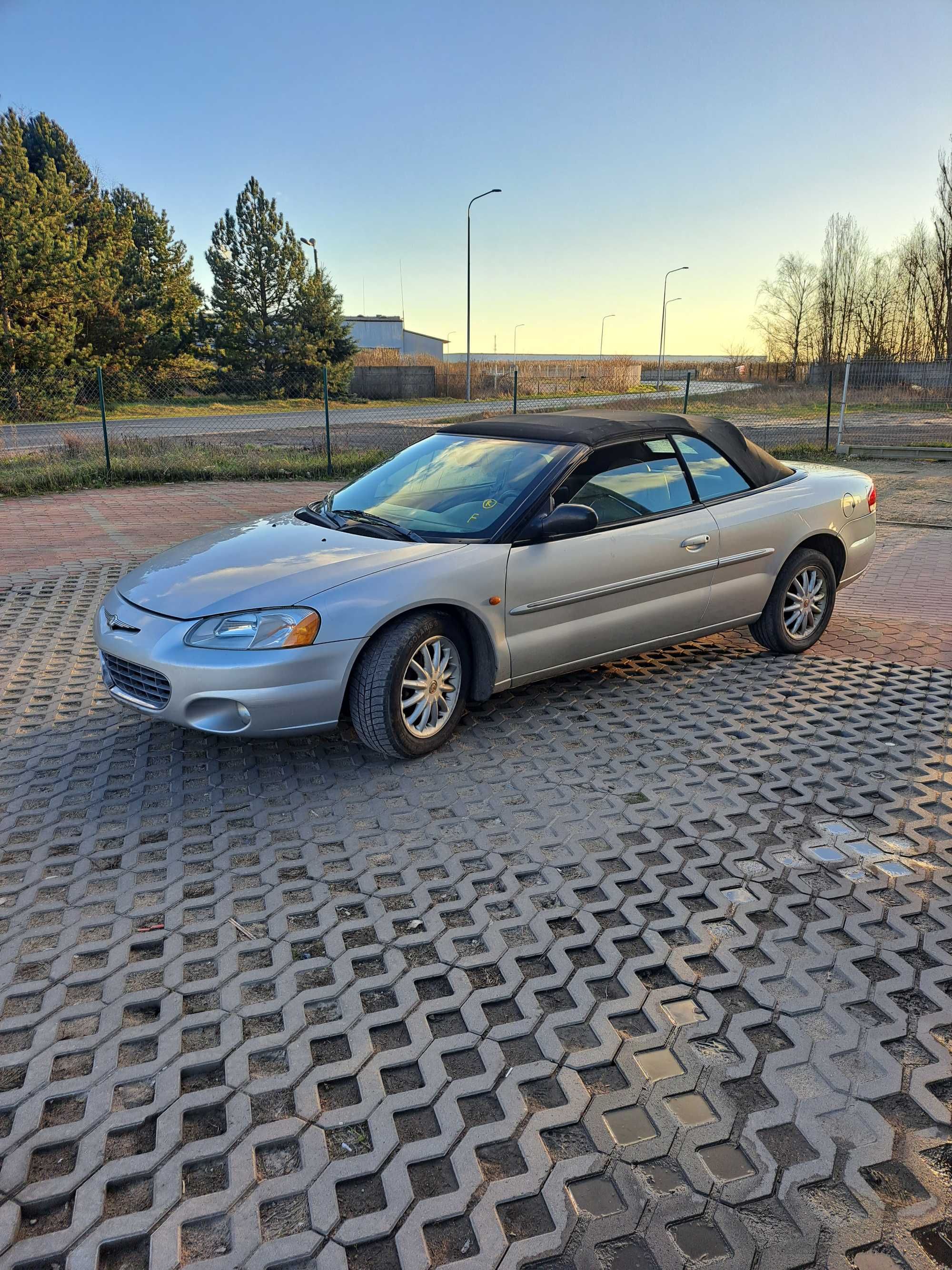 Chrysler sebring gtc 2.7 2003r 
części , głowice