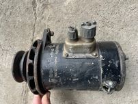 Продається генератор новий для бтр 24 в.
