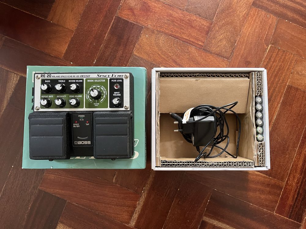 Boss RE-20 Space Echo
