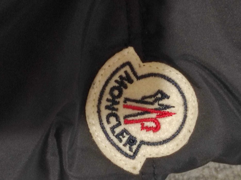 Курточка оригинал на девочку.