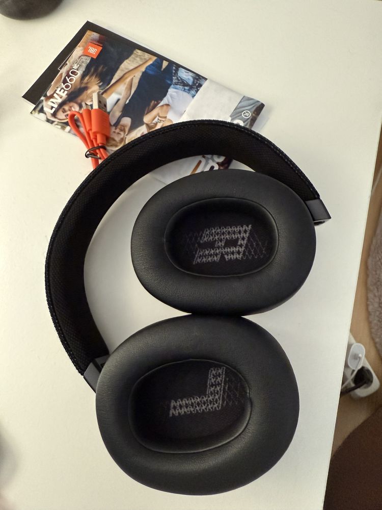 Auscultadores Jbl 660 NC