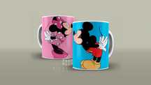 Canecas Mickey e Minnie dando beijo quando juntas 2