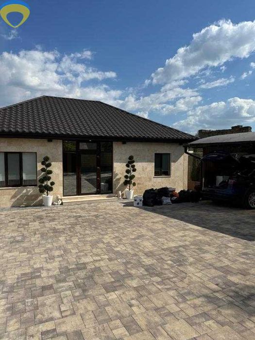 В продажу будинок з євроремонтом у Нерубайському — укомплектован!