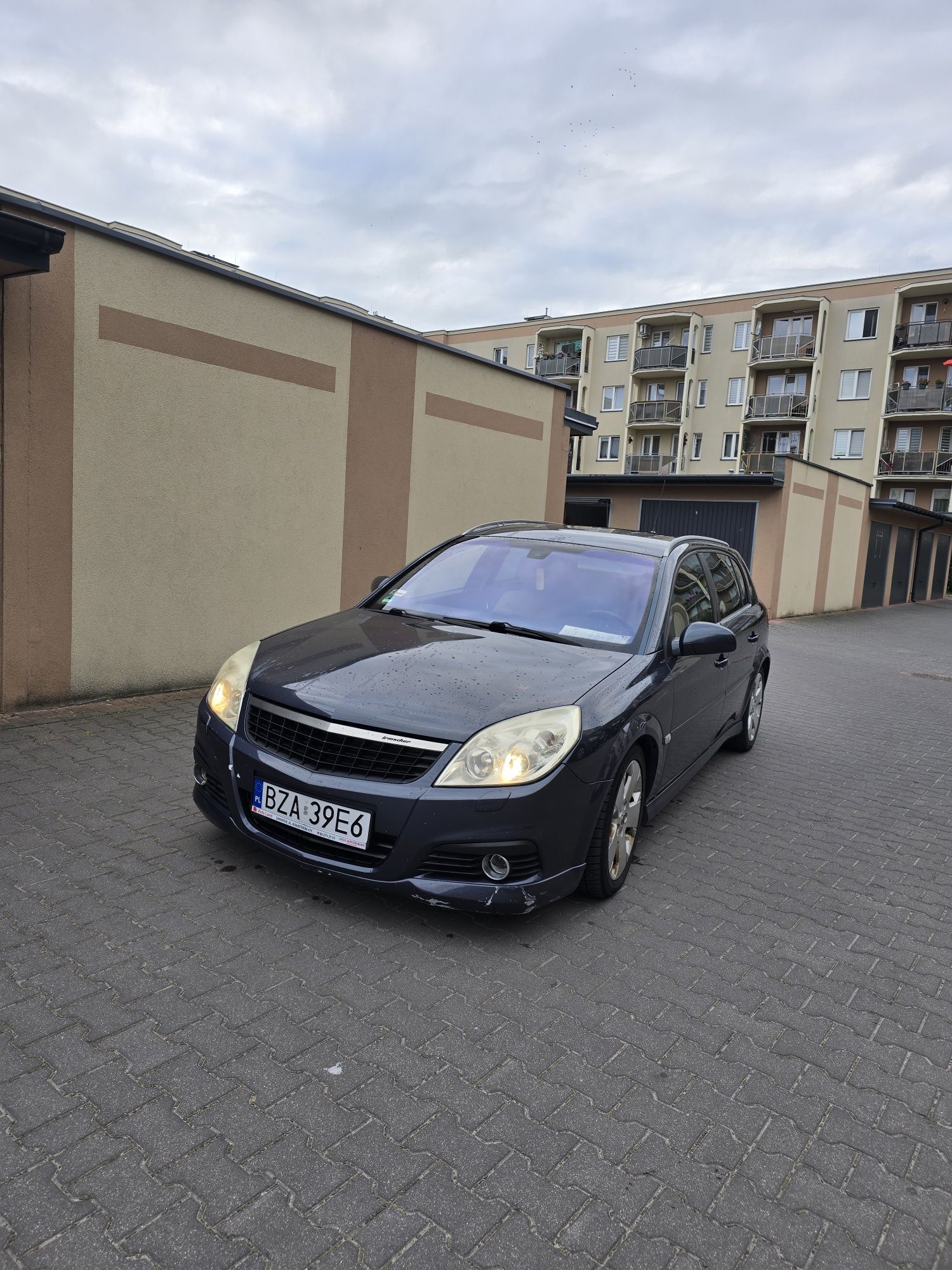 Opel Signum 1.9 CDTI 150KM kremowa skóra manual