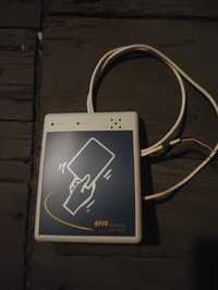 Czytnik kart RFID podtynkowy