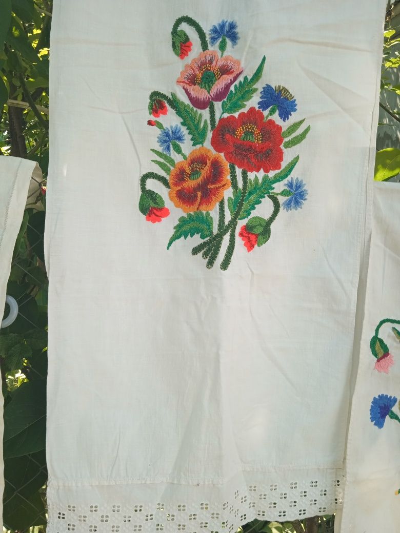 Продам вишиті рушники