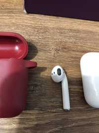 Apple Airpods 2 з силіконовим чохлом