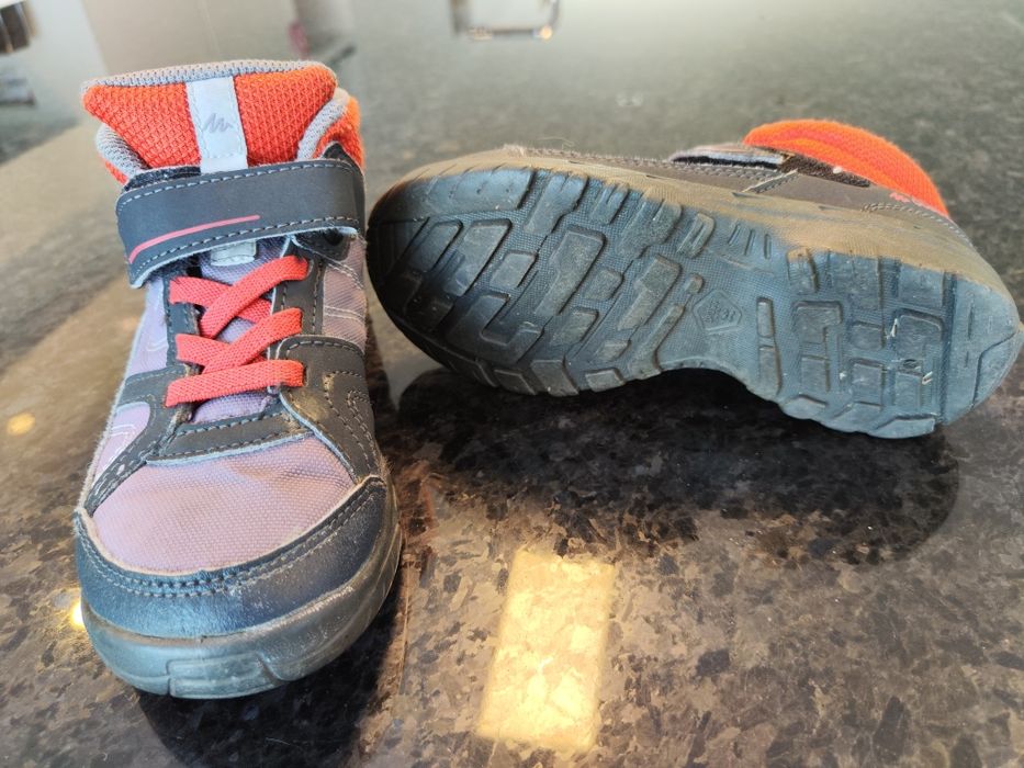 Sapatilha bota Decathlon (tamanho 29)