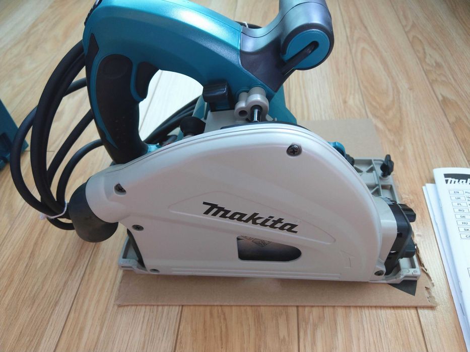 Piła pilarka zagłębiarka Makita SP 6000