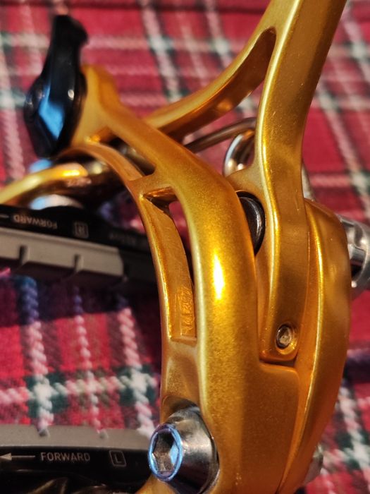 Hamulec szczękowy ZŁOTY.