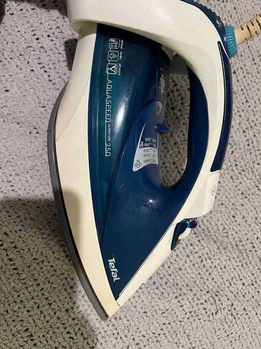 Утюг Tefal Aquaspeed Ultracord 250