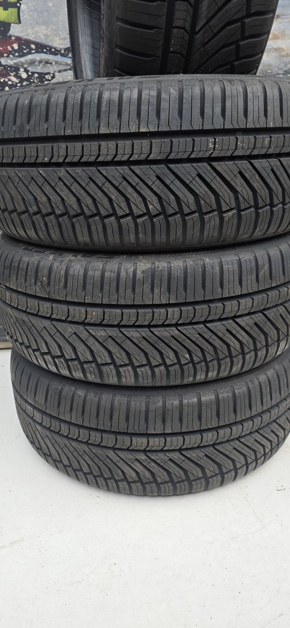 S23 4 x 225/40r18 Falken EuroAll Season AS220 Pro 92W XL wielosezonowe