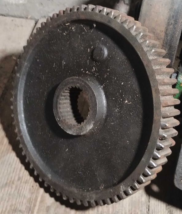 Skrzynia biegów John Deere 330 340