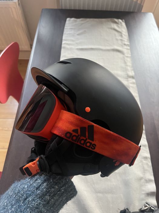 Kask snowboardowy SPY rozm. 59-61 cm czarno- pomarańczowy
