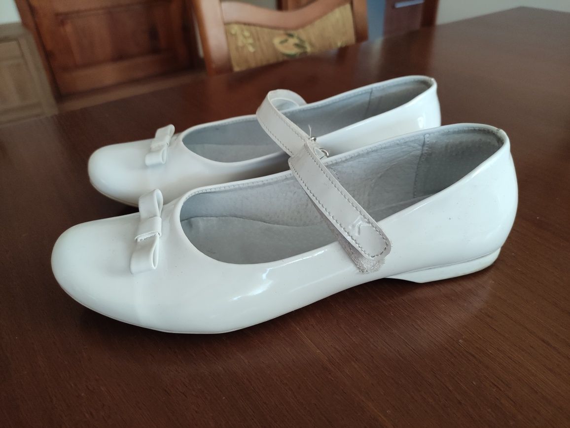 Buty dziewczęce komunijne r. 37