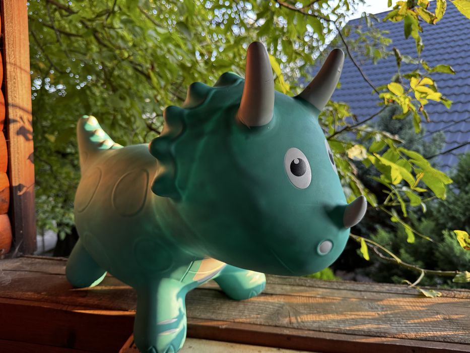 Стрибунець розвиваючий