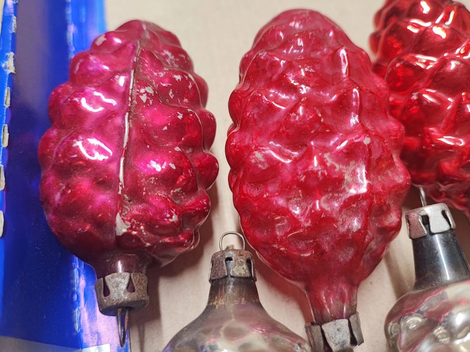 Stare szklane bombki szyszki ozdoby choinkowe prl