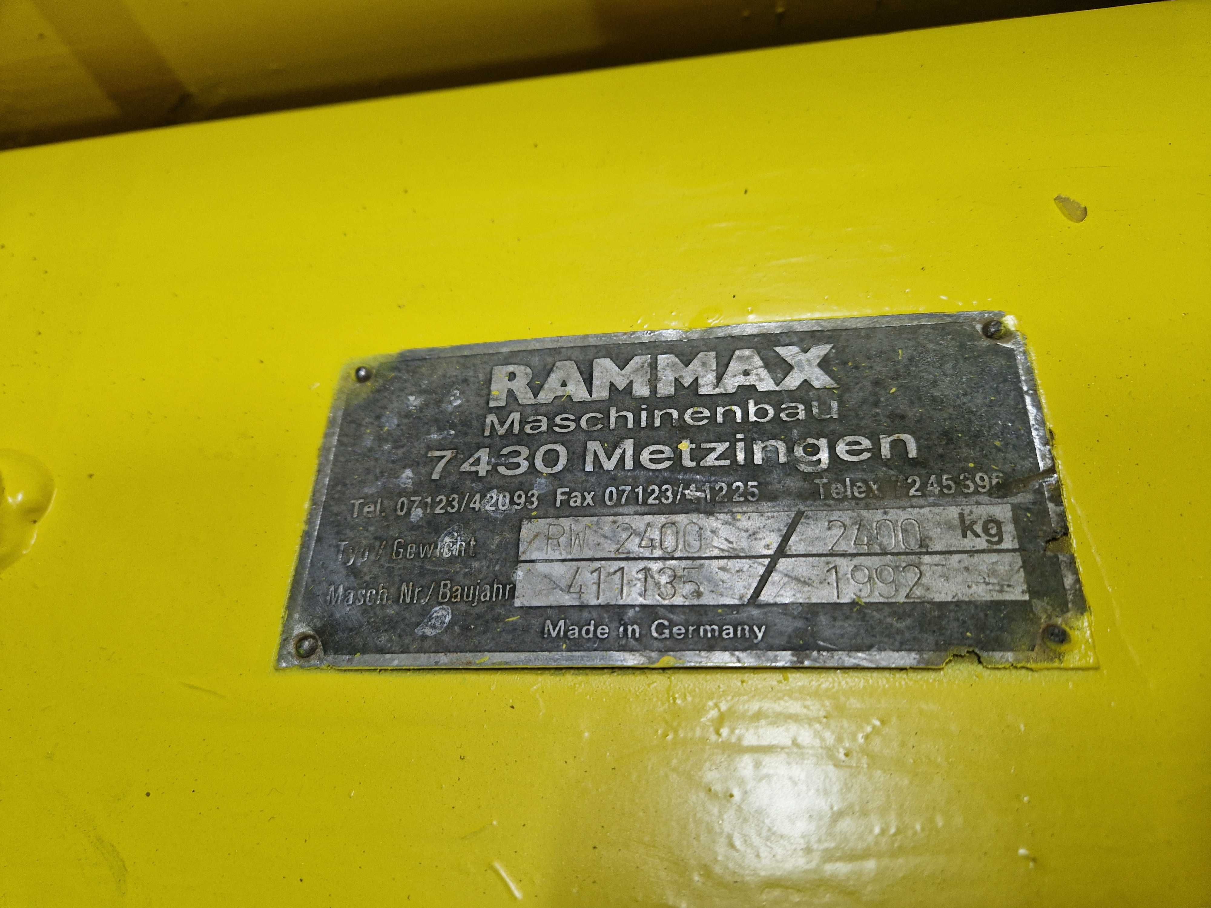 Walec metal okołkowany do kruszywa amman rammax 2,5t silnik  hatz