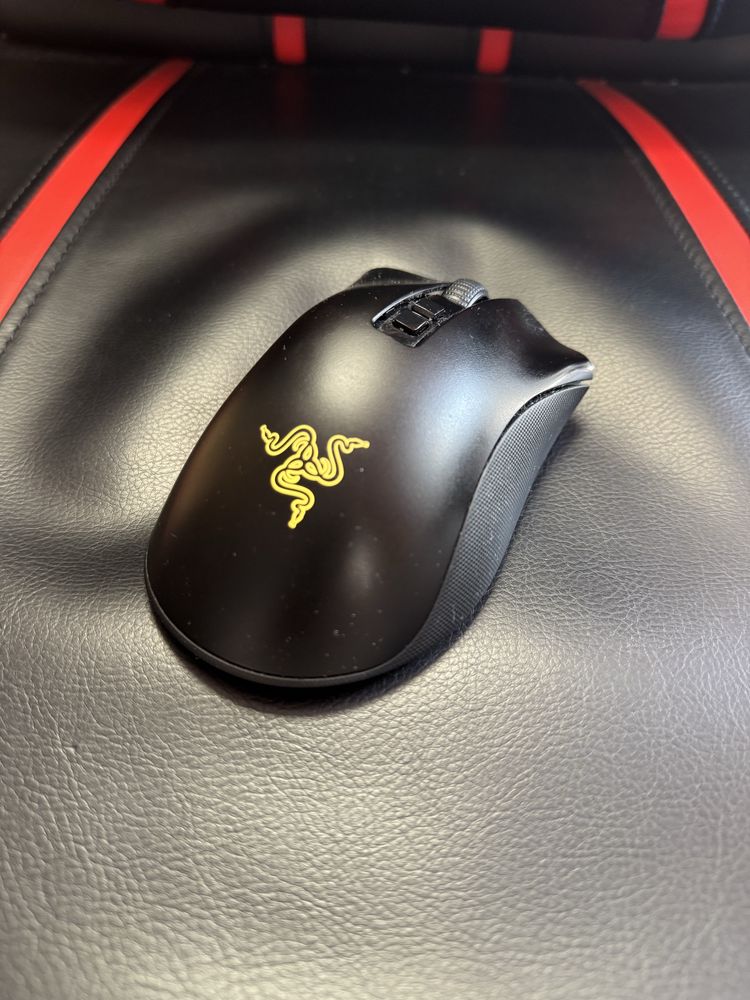 Razer DeathAdder V2 Pro + Charging Dock + Dongle myszka gamingowa RGB