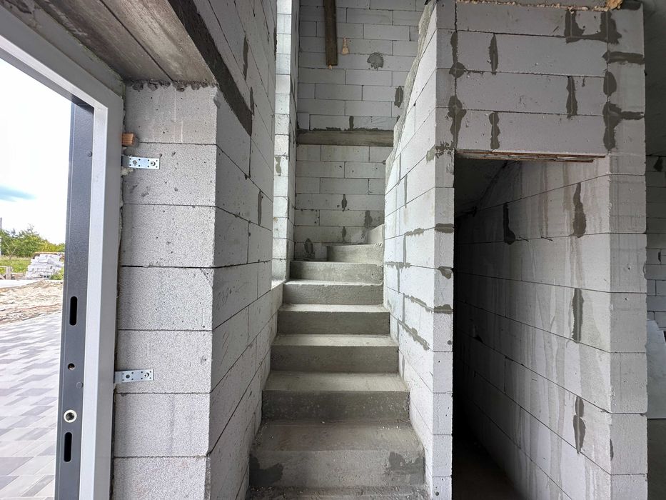 Таунхаус 75 м² з вдалим плануванням у передмісті Києва!