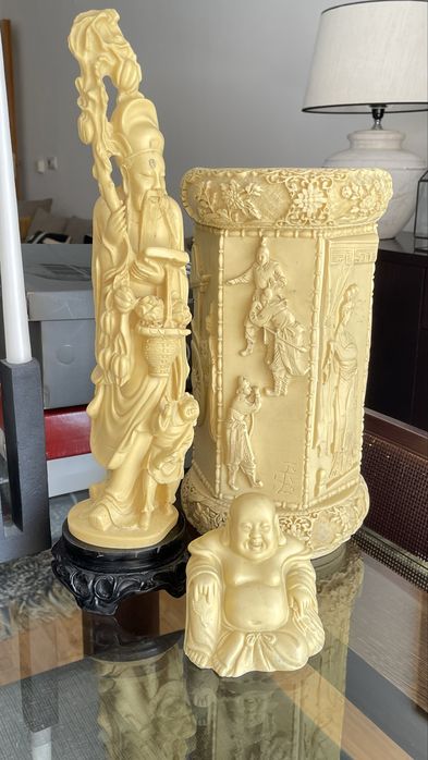 Estatua de grande Buda em pedra sabao