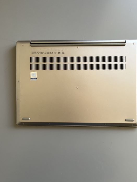 Laptop Lenovo IdeaPad IdeaPad S540-14 i5 256 GB 20 GB