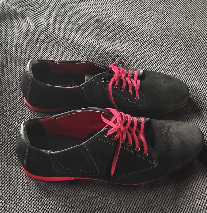 Skórzane Półbuty Polskiej Marki