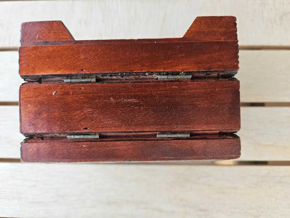 Stara drewniana szkatułka góralska na 2 talie kart