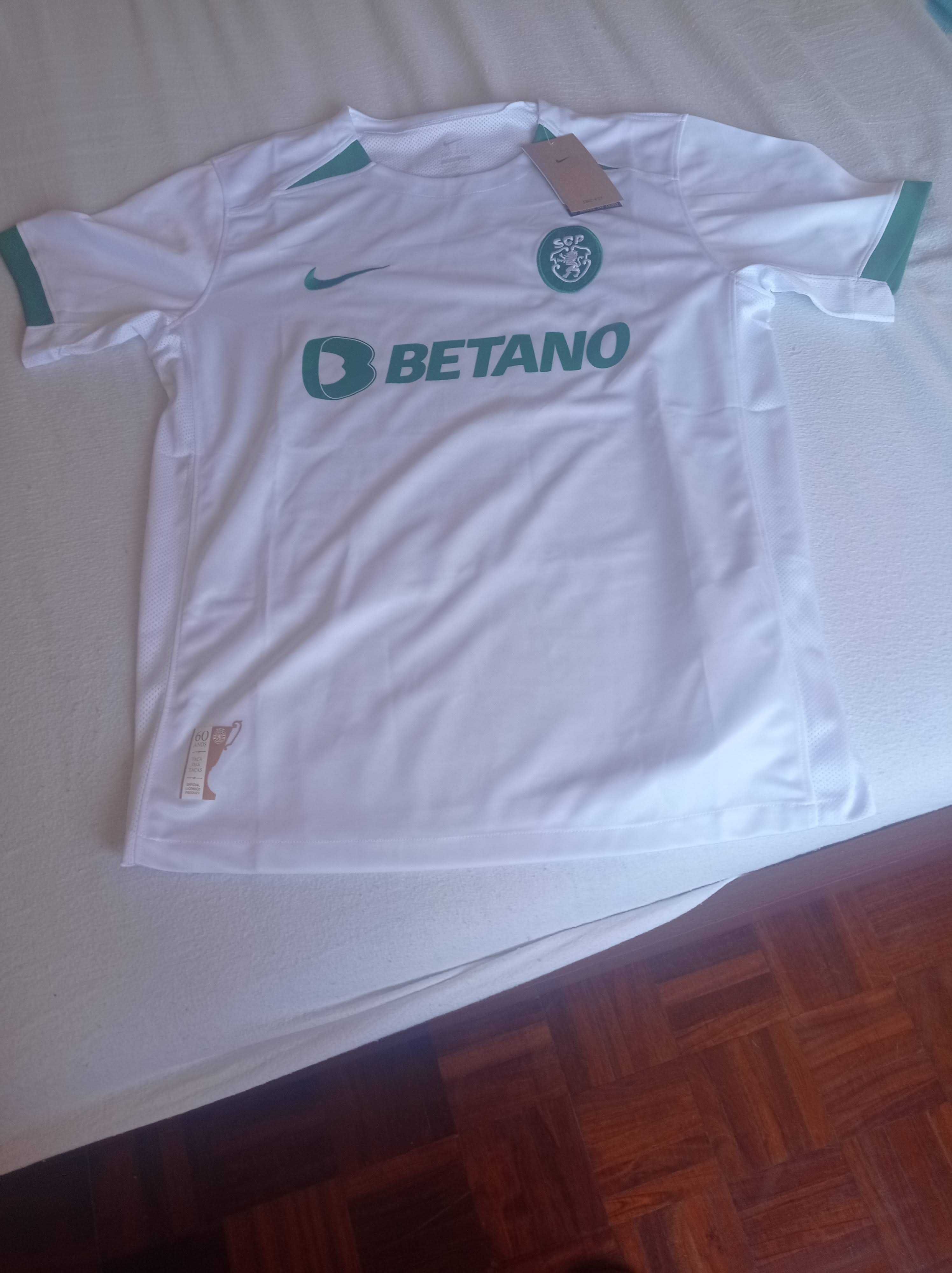 3 Camisolas de Futebol