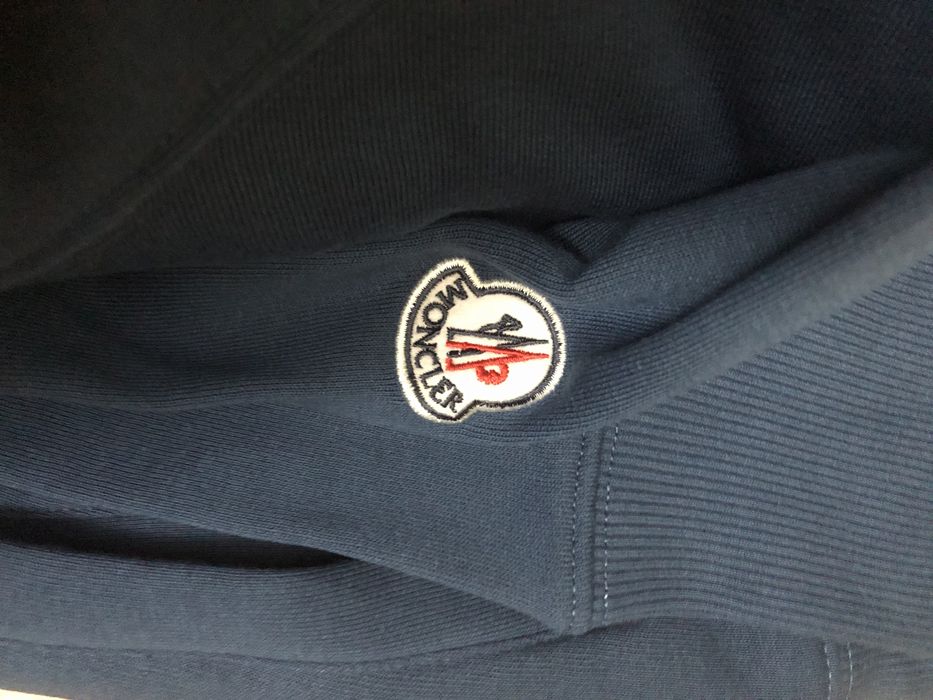 Casaco Moncler novo
