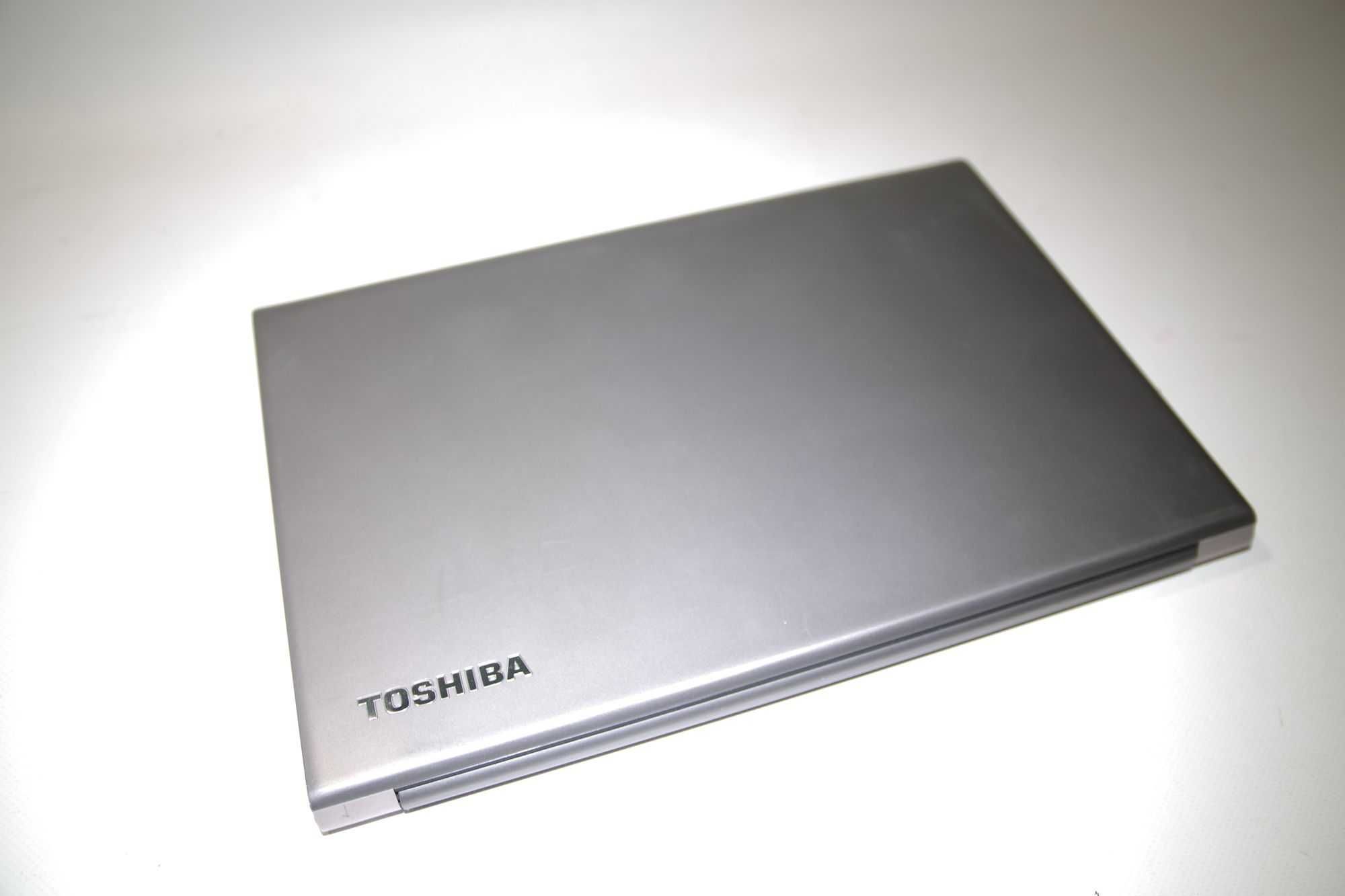 Ноутбук Toshiba Tecra Z40 14" Core i5-6300U 8 Gb/250Gb SSD 11 годин