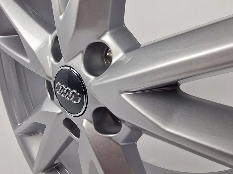 FABRYCZNIE NOWE Oryginalne Felgi Audi 18" A3 A4 A6 A8 Q2 Q3 TT