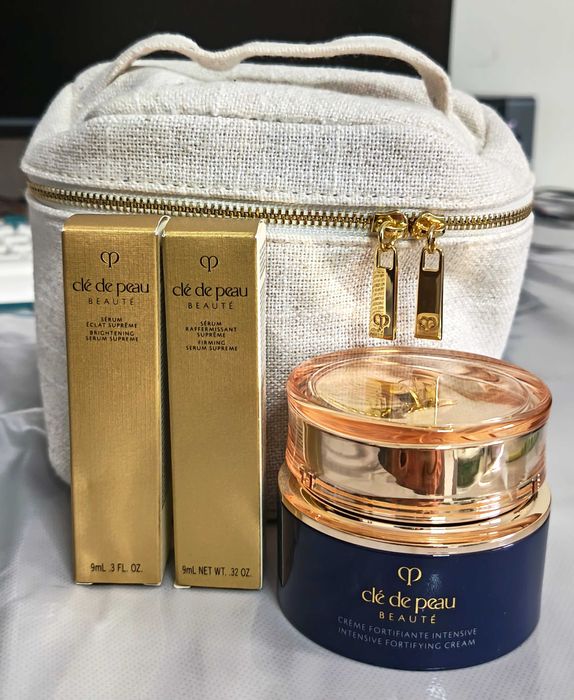 Clé de Peau Beauty Conjunto de cuidados faciais