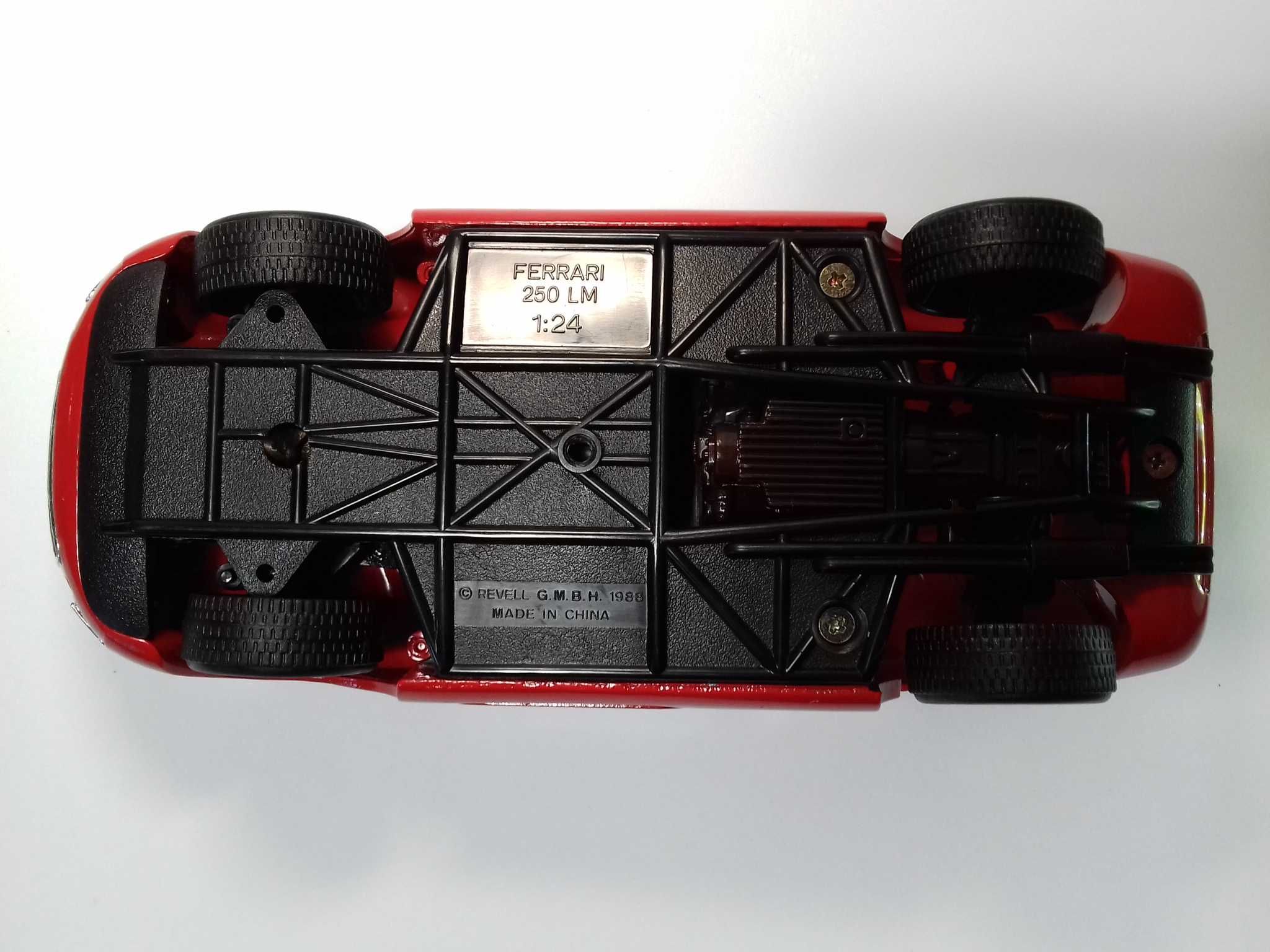 Revell G.M.B.H. 1988 - 1:24 - Ferrari 250 LM