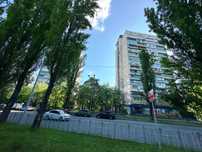 Продам 2-к квартиру на Русановке возле м. Левобережная! Спецпроект!