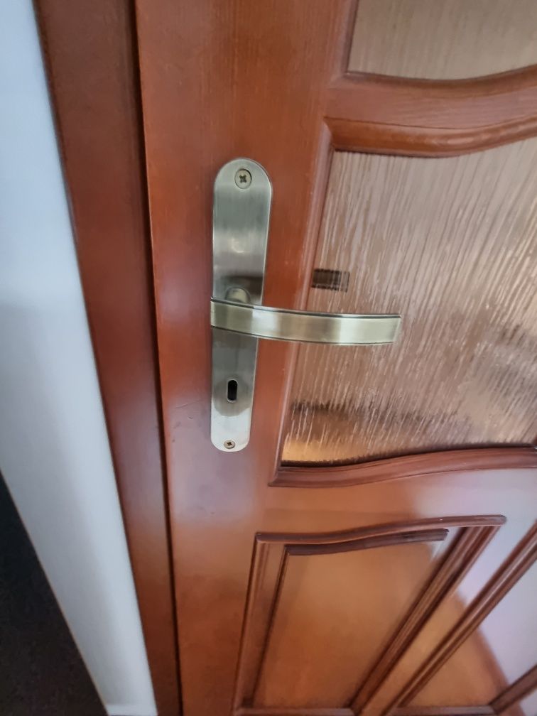 Drzwi wewnetrzne drewniane 70cm